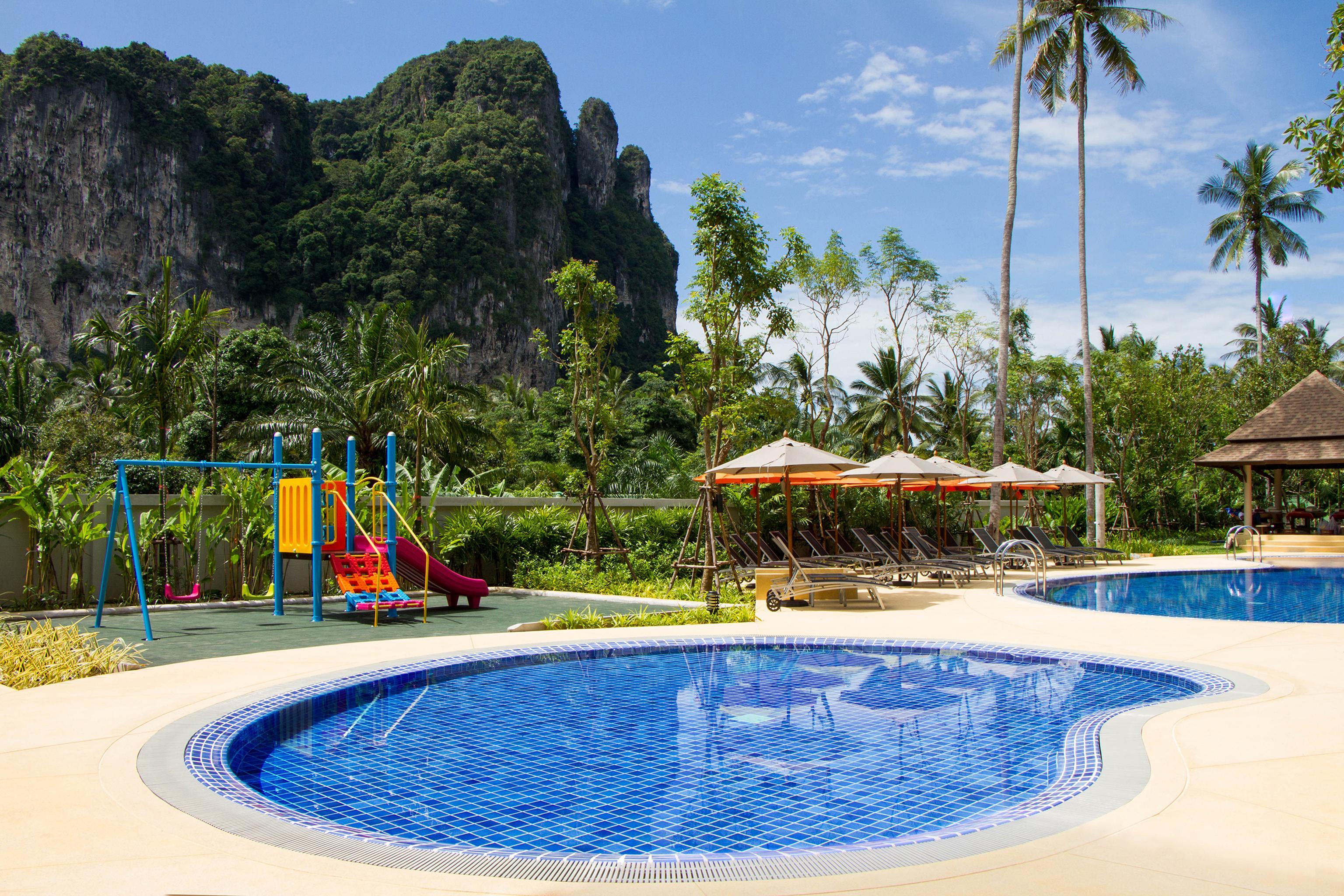 Hotel Ibis Styles Krabi Ao Nang Extérieur photo